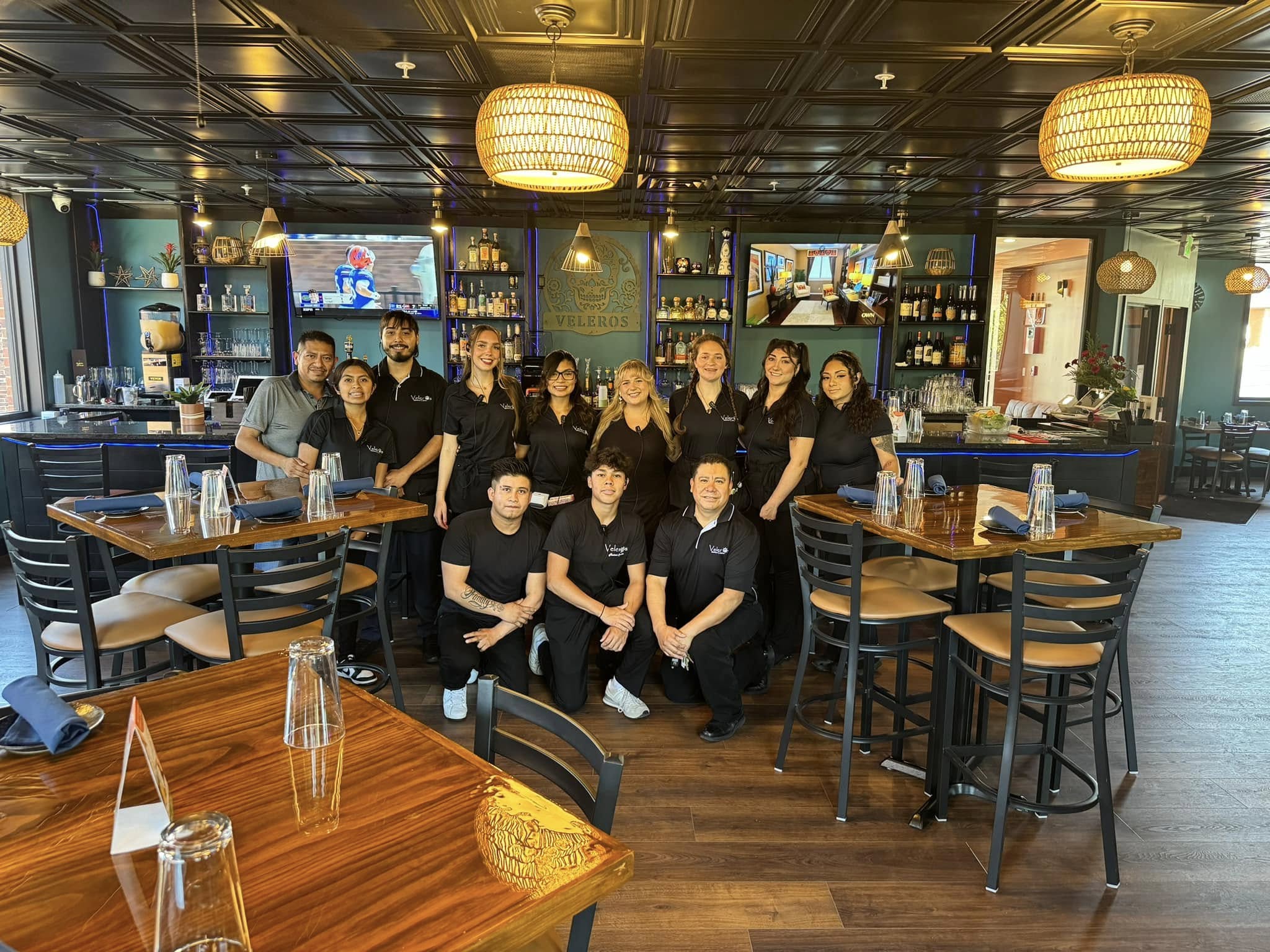 Meet the Veleros family