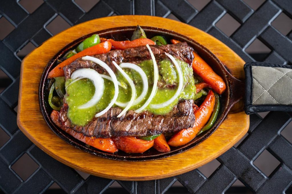 El Salto steak fajita Mexican restaurant in Valparaiso IN